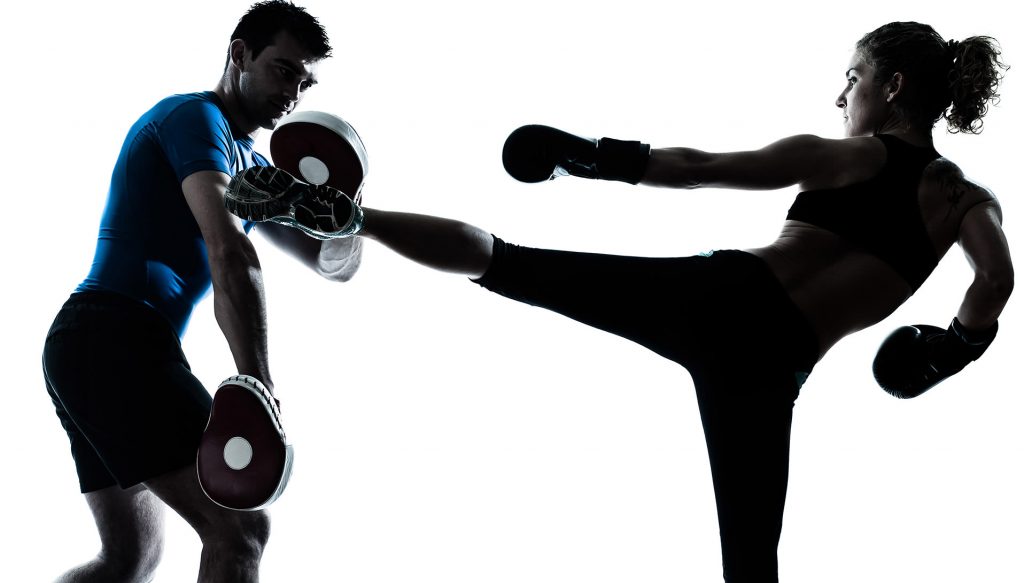Una buena rutina de cardio kickboxing para entrenar