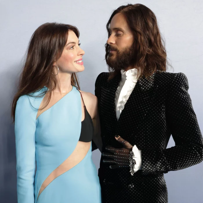 Anne Hathaway Jared Leto Premiere Nos estrellamos Los Ángeles 2022