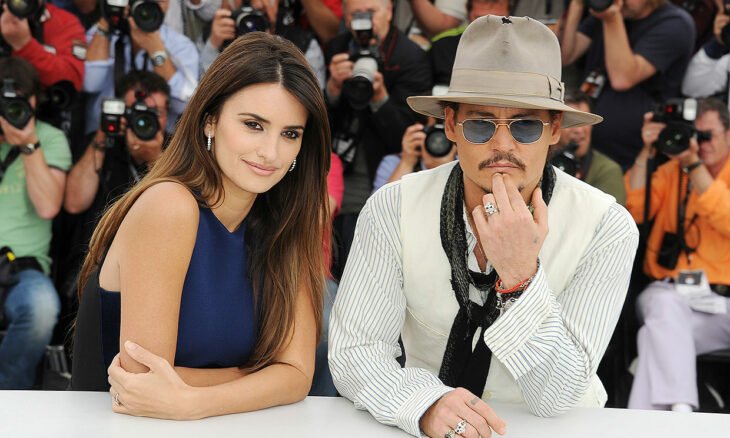 Penélope Cruz ;  Celebridades que no temen mostrar su apoyo a Johnny Depp en el juicio de Amber Heard