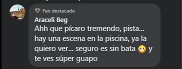 Captura de pantalla de un comentario en un video de Chayanne con bata