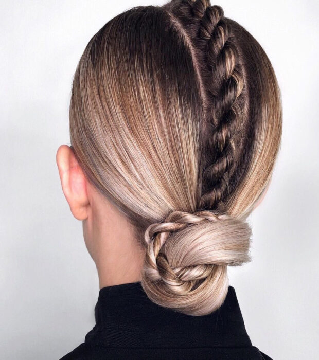chongo bajo tradicional con trenza en medio