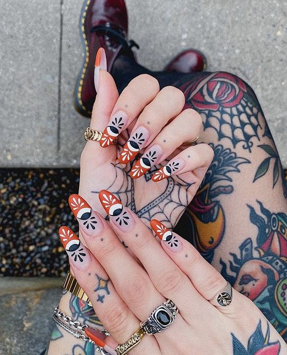 Manicura medios ojos; Manicuras para abrir tu tercer ojo de bruja y alejar las malas vibras