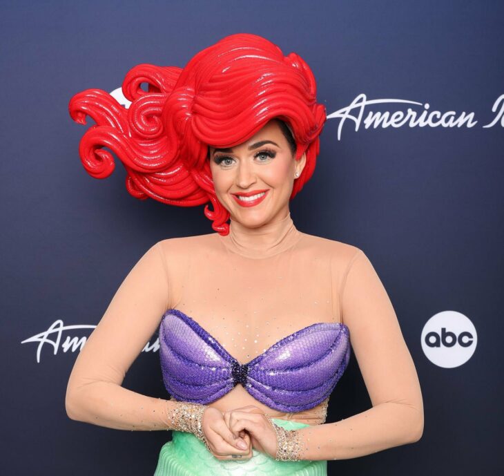 Katy Perry disfrazada de Ariel La Sirenita de Disney