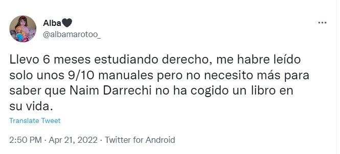 Captura de comentario en Twitter de video de Naim Darrechi