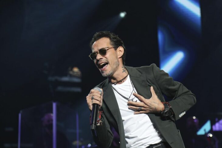 Marco Anthony cantando en Medellín, Colombia