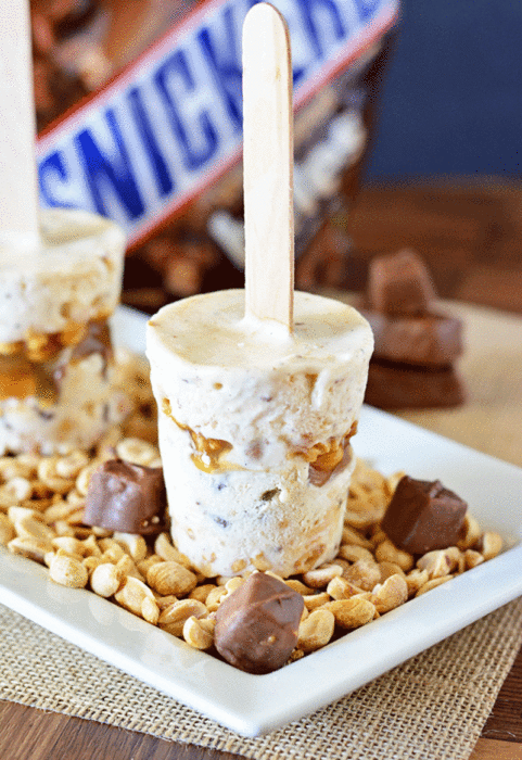 Helado casero de chocolate Snickers