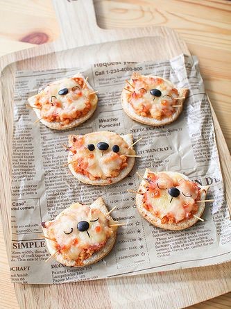 Pizzas individuales en forma de gato