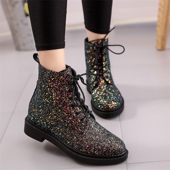 Botines en negro con efecto glitter