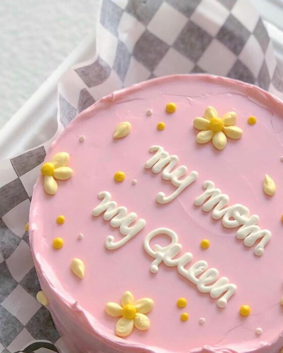 Pastel de fresa con crema; 15 Pasteles para demostrarle a mamá cuánto la amas