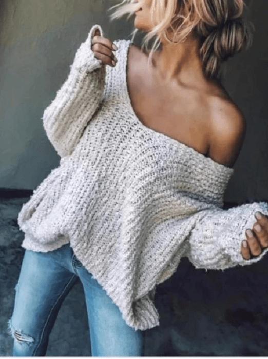 Outfit con cardigan de hombros caídos
