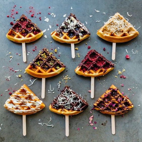 Paletas de waffle decoradas