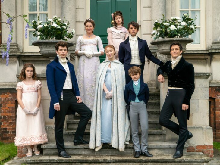 Fotografía de los integrantes de la familia Bridgerton de la serie de Netflix Bridgerton