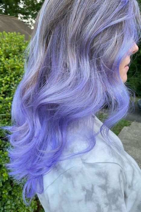cabello lila; Ideas para un cabello neón