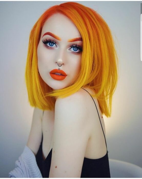cabello amarillo y naranja; Ideas para un cabello neón