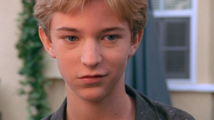 Michael Welch ;13 Celebridades que aparecieron en 'Malcolm el de en medio' y ni las topaste