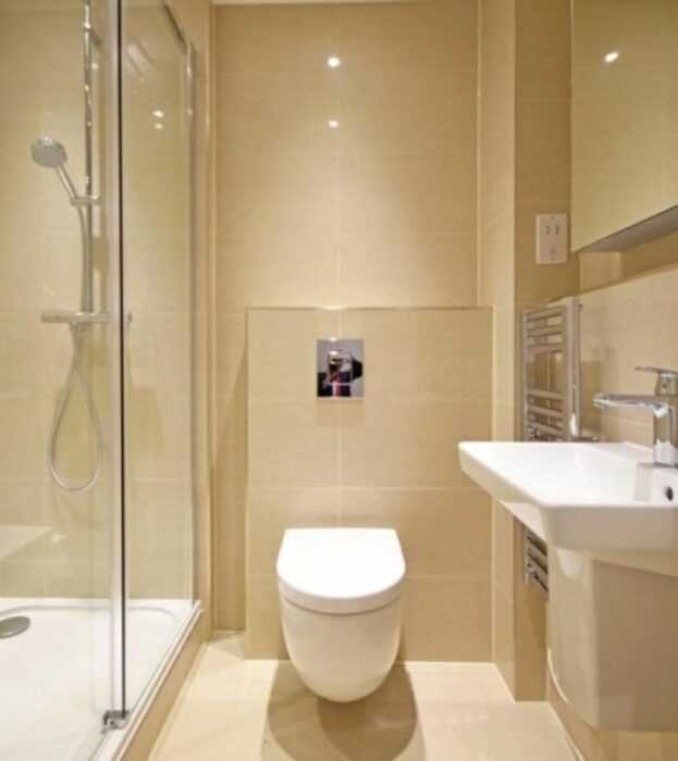Baño; 13 Nenis cuyas fotos de ventas fueron todo un fracaso