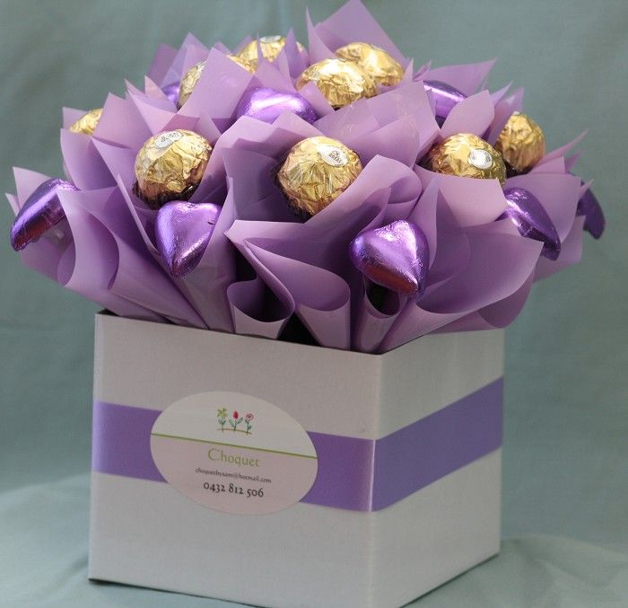 Arreglo de Ferreros para San Valentín