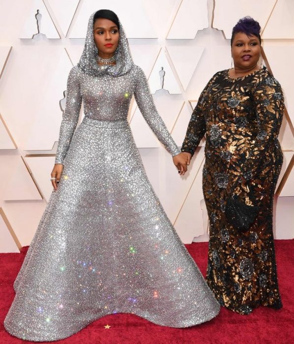 Famosos que posaron junto a sus madres en las alfombras rojas