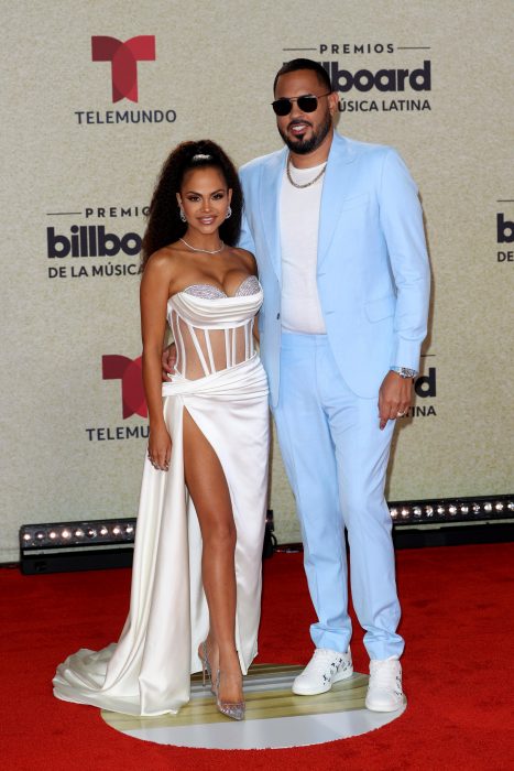 Natti Natasha & Raphy Pina en la alfombra roja de premios Billboard