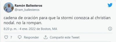 Memes sobre la comparación de Nodal con Stormi Webster