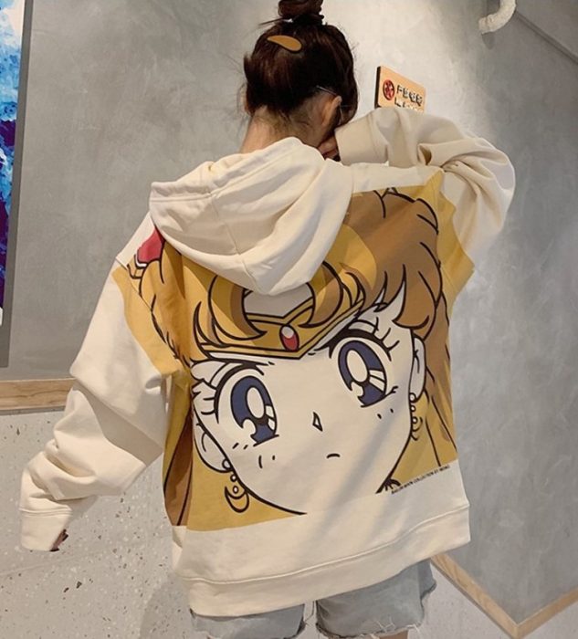 sudadera sailor moon; 15 Sudaderas kawaii para mantenerte calientita 24/7