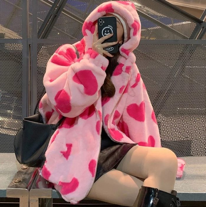 sudadera corazones; 15 Sudaderas kawaii para mantenerte calientita 24/7