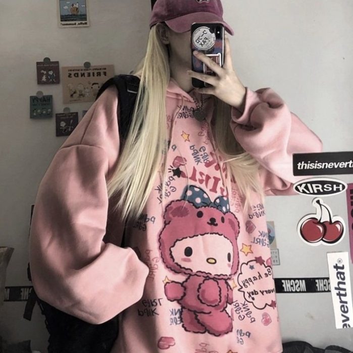 sudadera hello; 15 Sudaderas kawaii para mantenerte calientita 24/7