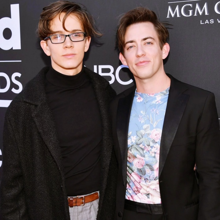 Kevin McHale y Austin P. McKenzie