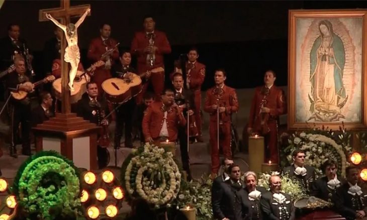 Funeral de Vicente Fernández