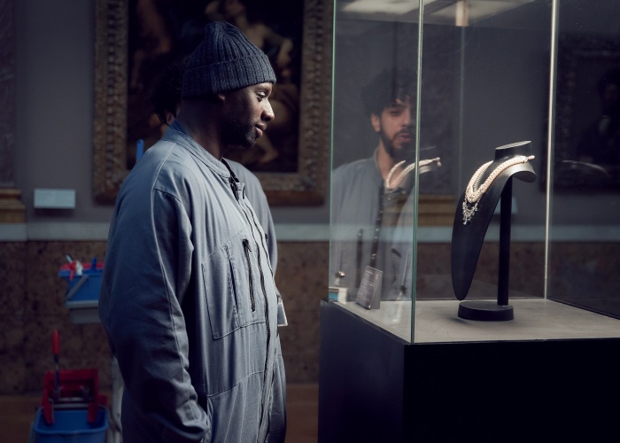 Omar Sy como Assane Diop
