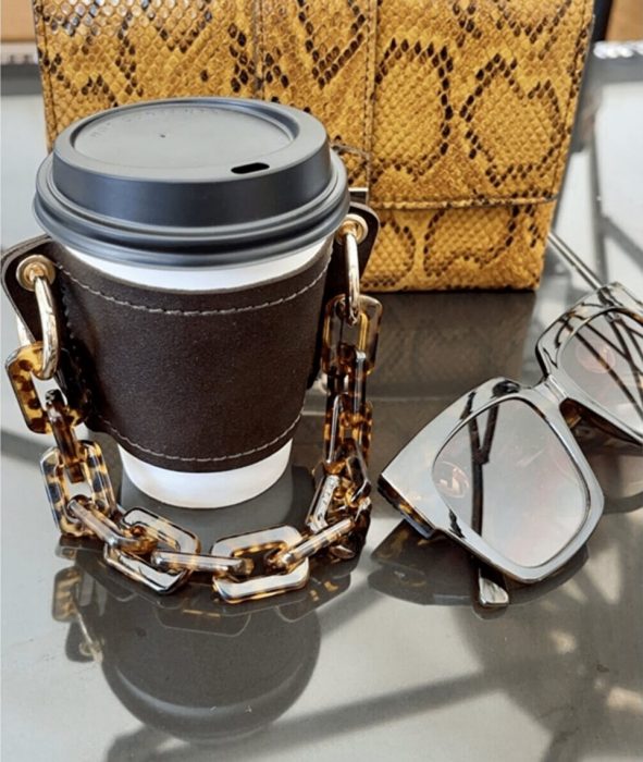 Bolso café; 12 Coffee and Chains perfectos para completar tu outfit