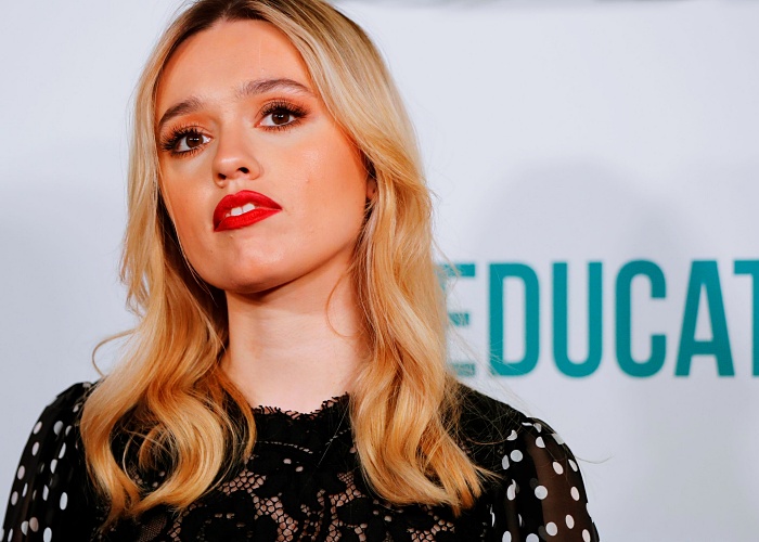 Aimee Lou Wood es Aimee Gibbs