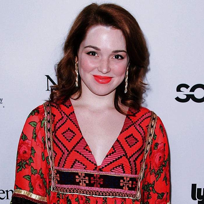 Jennifer Stone