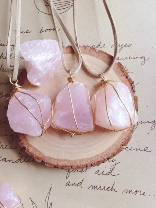 Collar de cuarzo rosa