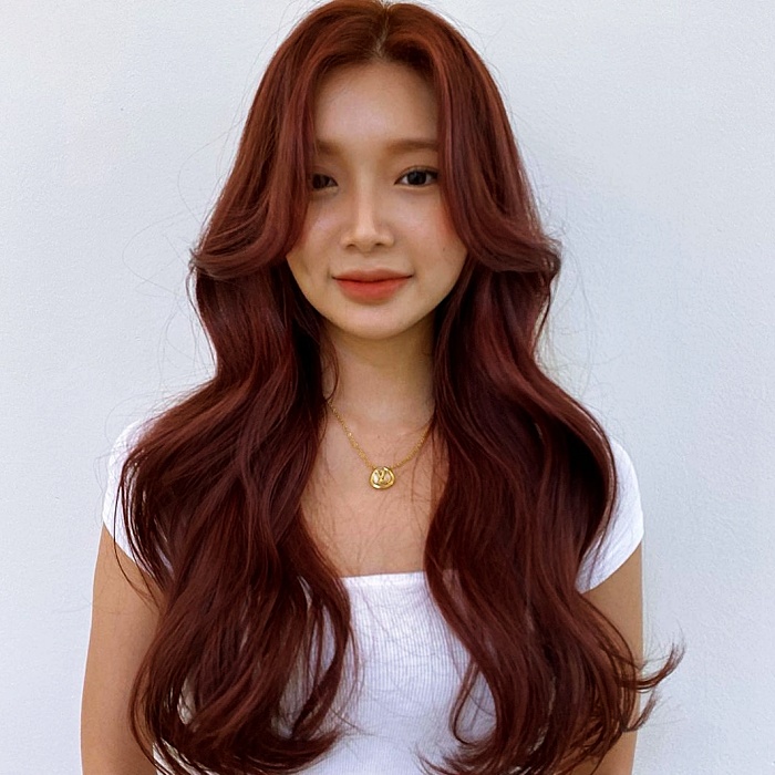 corte de cabello estilo oriental, coreano con capas, largo, corto, color oscuro, negro, café, rubio cenizo, claro