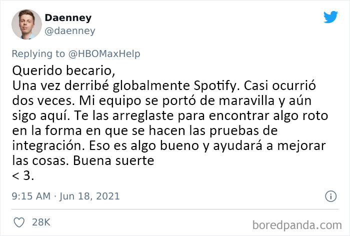 Tuit apoyando error cometido por becario de HBO