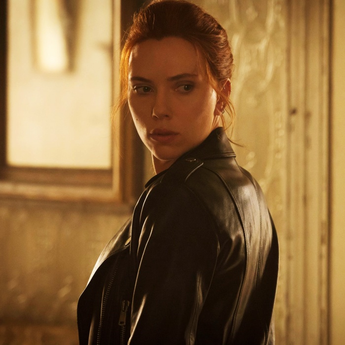 Scarlett Johansson como Natasha Romanoff
