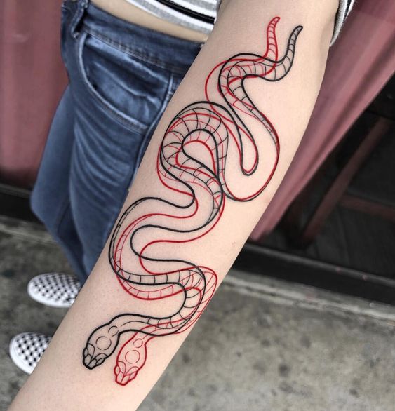 Serpientes siluetas rojas ;17 Tatuajes con serpientes que tu Medusa interior aprobará