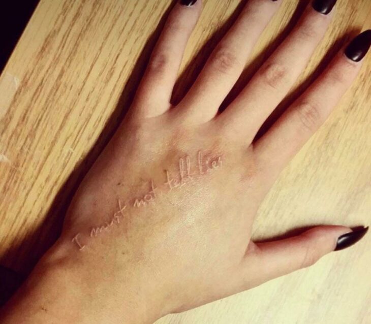 Diálogo de Harry Potter; 18 Tatuajes inspirados en 'Harry Potter' que te llevarán de vuelta a Hogwarts