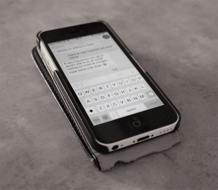 Teléfono celular 