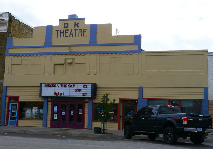 Fachada de un cine en estados Unidos 
