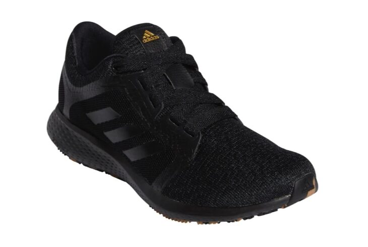 Tenis adidas de color negro