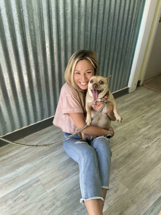 Mascotas que fueron adoptadas y viven felices