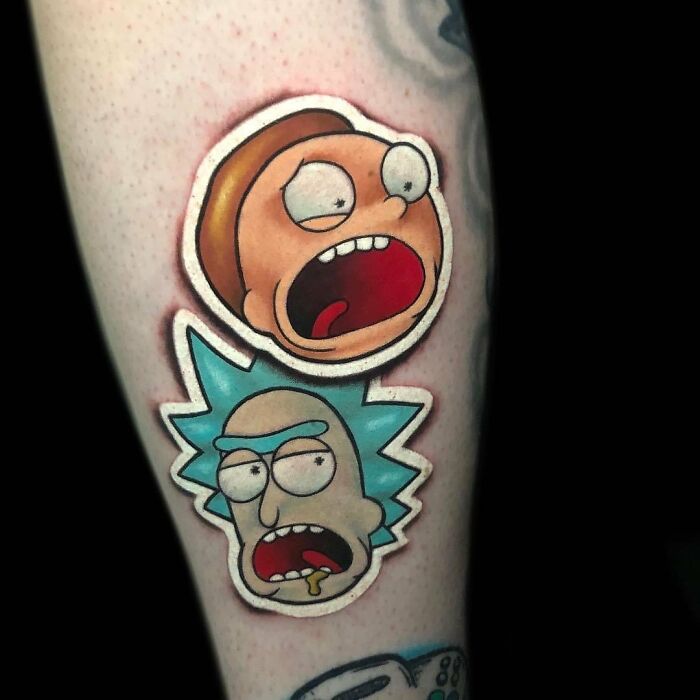 Rick y Morty ;Artista crea hermoso tatuajes que parecen 'stickers' para la piel