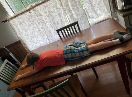 Papás haciendo cosas geniales junto a sus hijos