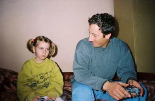 Papás haciendo cosas geniales junto a sus hijos