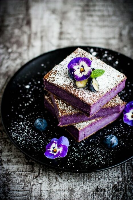 Brownie relleno de moras; 18 Hermosos pasteles de moras que querrás presumir en Instagram