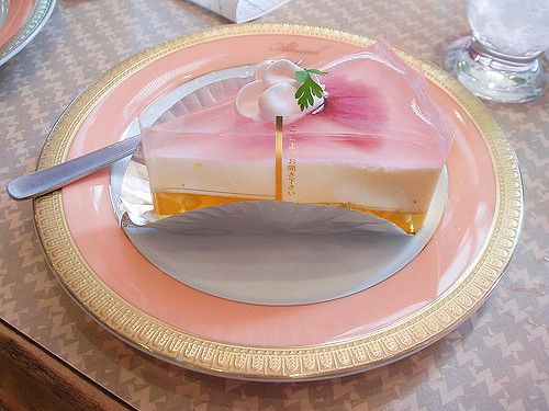 Pasteles aesthetic con betún y frutas