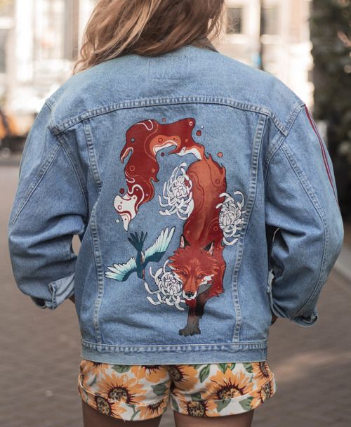 Chaqueta con un zorro; 18 Ideas para renovar tu vieja chamarra de mezclilla