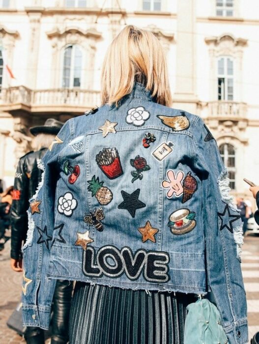 Chaqueta de mezclilla con parches